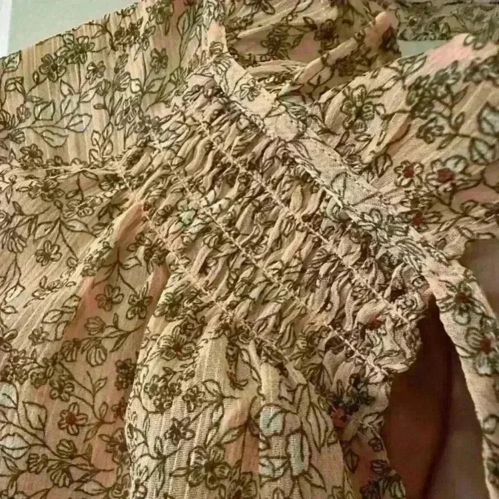 New Ann Taylor Loft Women’s Petite XS Floral Ruffle Blouse W/Camisole - Picture 5 of 10